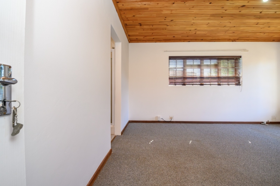 4 Bedroom Property for Sale in Charlo Eastern Cape